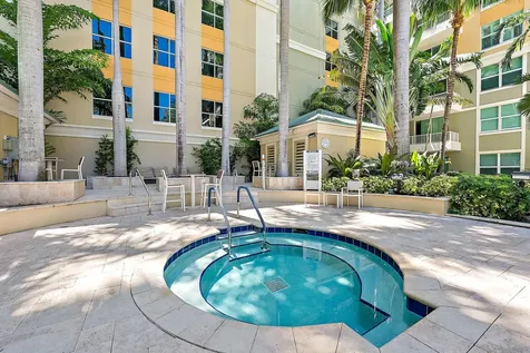 625 Casa Loma Boulevard Boynton Beach FL 33435