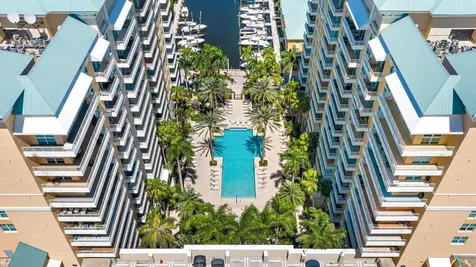 625 Casa Loma Boulevard Boynton Beach FL 33435
