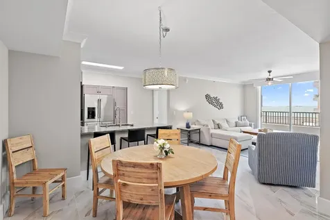 625 Casa Loma Boulevard Boynton Beach FL 33435