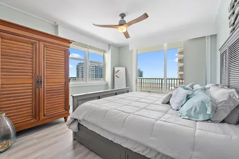 625 Casa Loma Boulevard Boynton Beach FL 33435