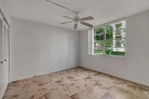 25 Abbey 101 Lane Delray Beach FL 33446