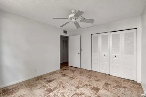 25 Abbey 101 Lane Delray Beach FL 33446
