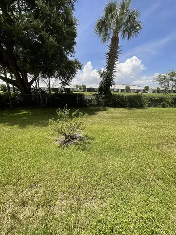 25 Abbey 101 Lane Delray Beach FL 33446