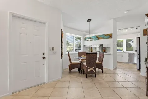 6806 Via Regina Boca Raton FL 33433