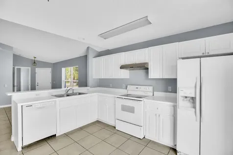 706 Wisteria Avenue Fort Pierce FL 34982