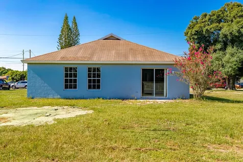 706 Wisteria Avenue Fort Pierce FL 34982