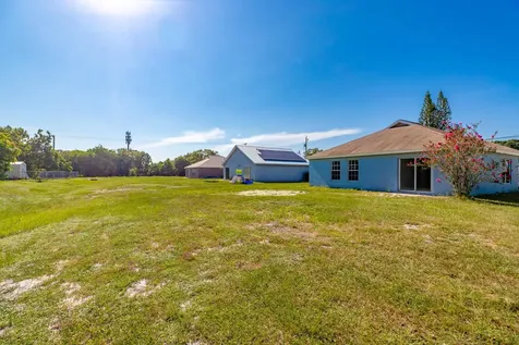 706 Wisteria Avenue Fort Pierce FL 34982