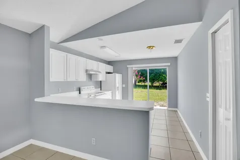 706 Wisteria Avenue Fort Pierce FL 34982