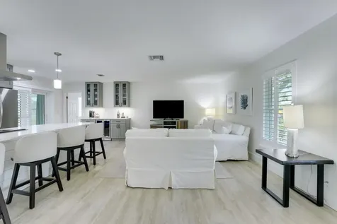 4192 Elm Avenue Palm Beach Gardens FL 33410
