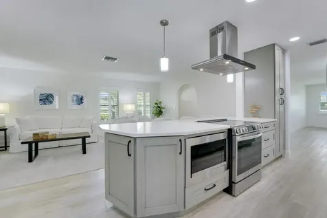 4192 Elm Avenue Palm Beach Gardens FL 33410