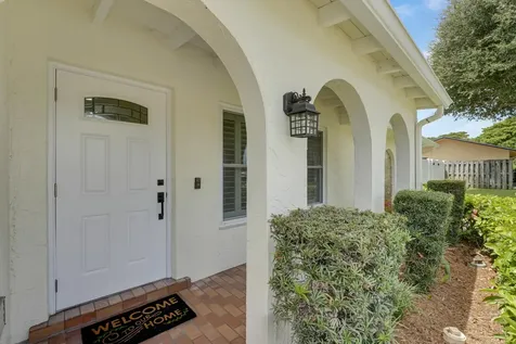 4192 Elm Avenue Palm Beach Gardens FL 33410