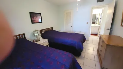 147 Bedford F West Palm Beach FL 33417