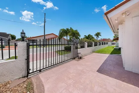 13401 Sw 30th Street Miami FL 33175