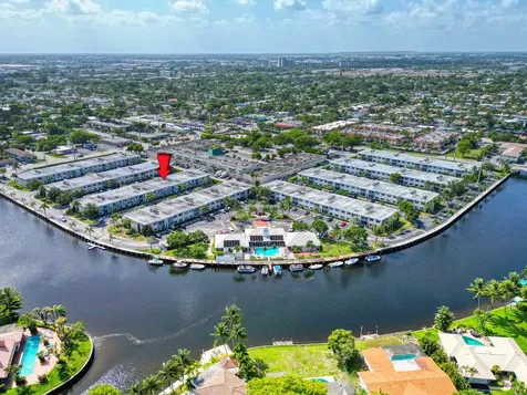 130 Cypress Club Drive Pompano Beach FL 33060