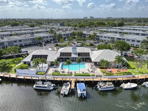 130 Cypress Club Drive Pompano Beach FL 33060