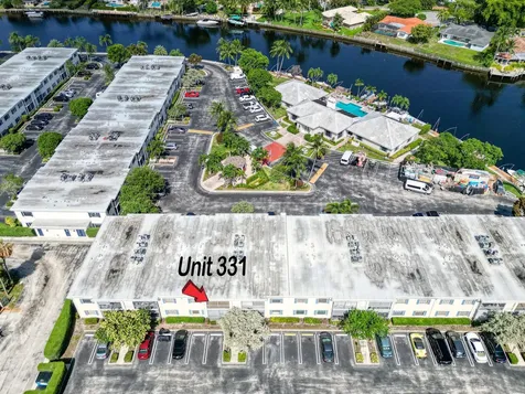 130 Cypress Club Drive Pompano Beach FL 33060