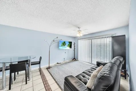 130 Cypress Club Drive Pompano Beach FL 33060