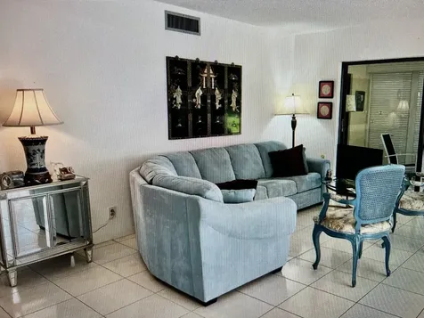 10915 Palm Lake Avenue Boynton Beach FL 33437