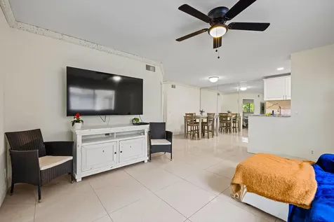 610 Trace Circle Deerfield Beach FL 33441
