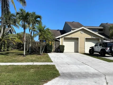 12718 Westhampton Circle Wellington FL 33414