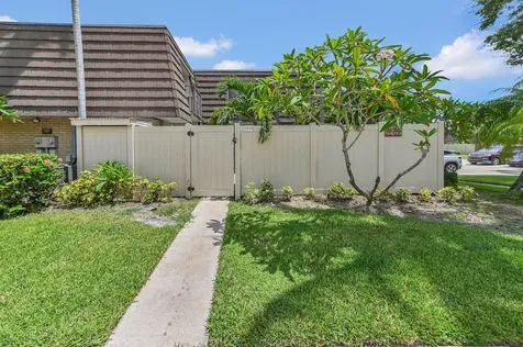 7315 73rd Way West Palm Beach FL 33407