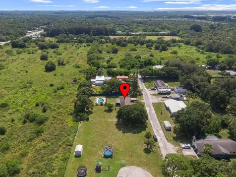 3324 S Jenkins Road Fort Pierce FL 34981