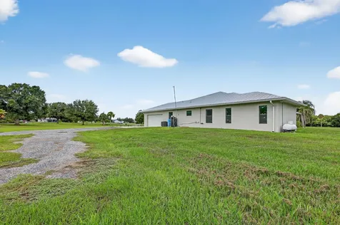 5890 Ne 56th Parkway Okeechobee FL 34972