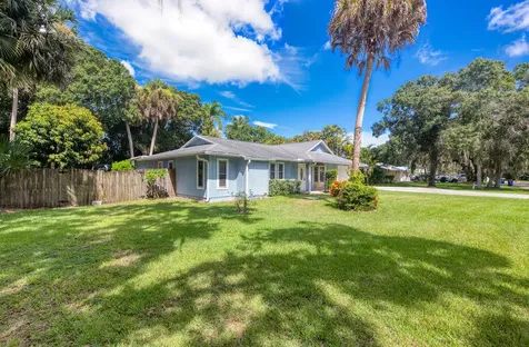 6856 Sw Chase Court Stuart FL 34997