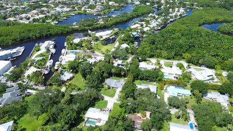 6856 Sw Chase Court Stuart FL 34997