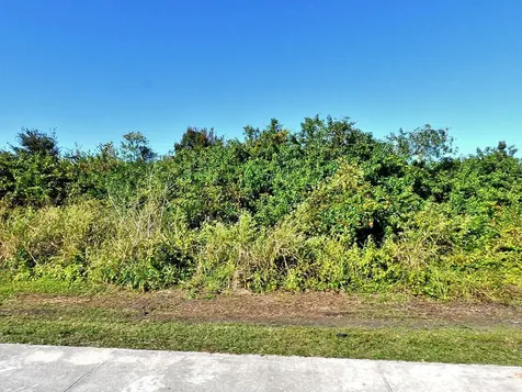 313 SW Becker Road Port Saint Lucie FL 34953
