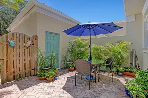 187 E Bay Cedar Circle Jupiter FL 33458