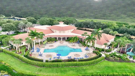 8820 First Tee Road Port Saint Lucie FL 34986