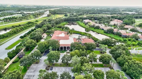 8820 First Tee Road Port Saint Lucie FL 34986