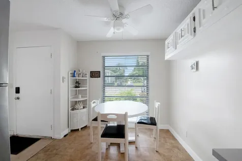 13670 Via Flora Delray Beach FL 33484