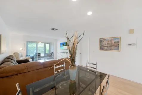 13670 Via Flora Delray Beach FL 33484