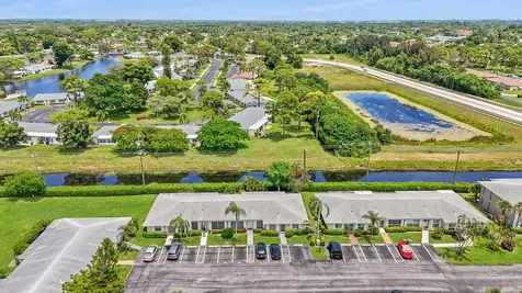 13670 Via Flora Delray Beach FL 33484