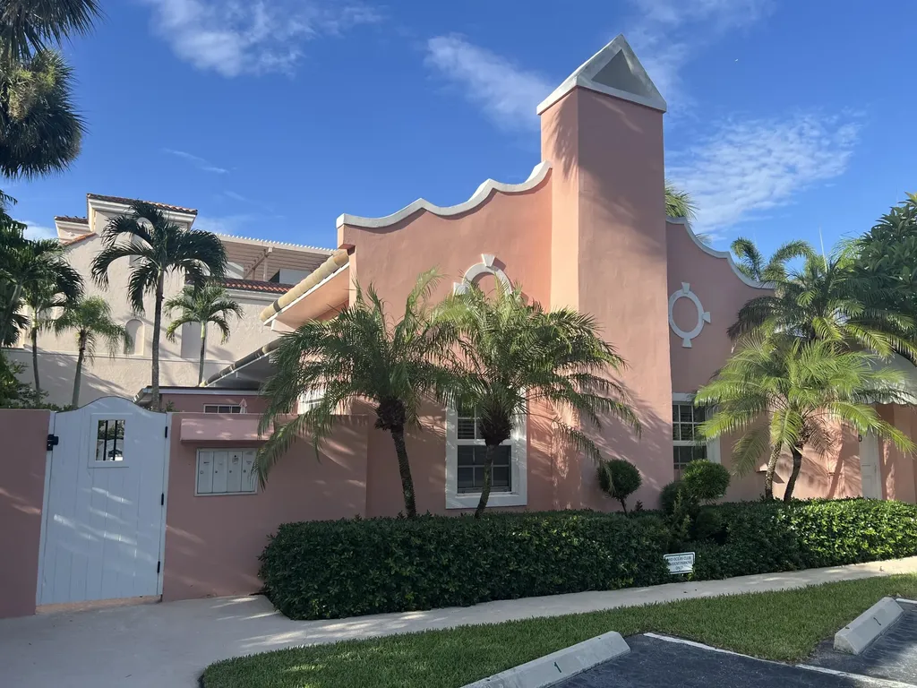 142 Peruvian Avenue Palm Beach FL 33480