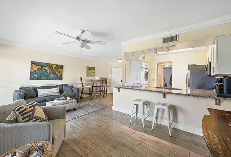 1605 S Us Highway 1 Jupiter FL 33477