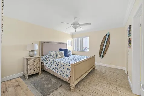 1605 S Us Highway 1 Jupiter FL 33477