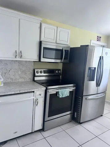 11573 Dahlia Drive Royal Palm Beach FL 33411