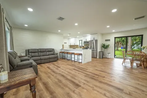 809 Se 12th Street Okeechobee FL 34974