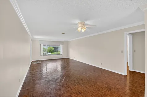 9855 Loquat Tree Run A Run Boynton Beach FL 33436