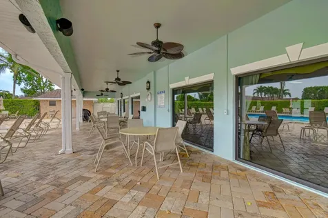 9855 Loquat Tree Run A Run Boynton Beach FL 33436