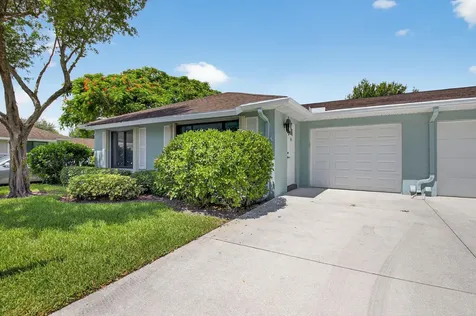 9855 Loquat Tree Run A Run Boynton Beach FL 33436
