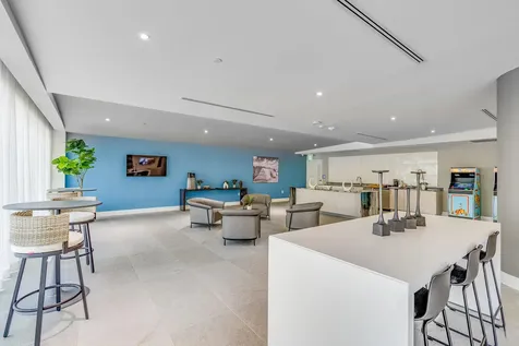 5961 SW 68th Street South Miami FL 33143