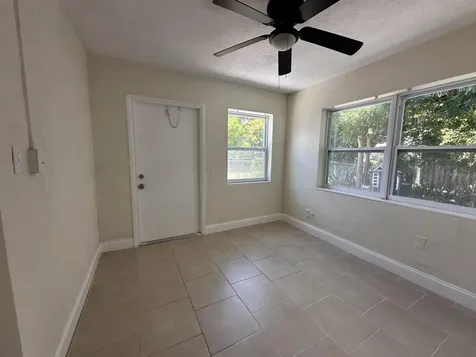 840 W 1st Street Riviera Beach FL 33404