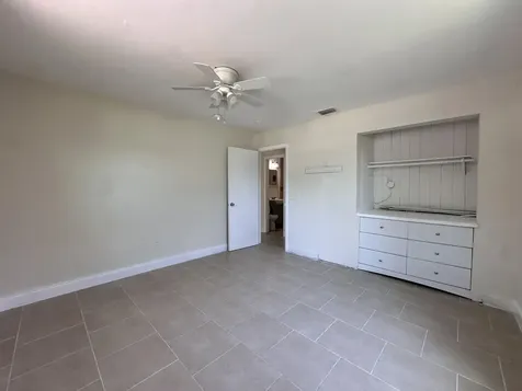 840 W 1st Street Riviera Beach FL 33404