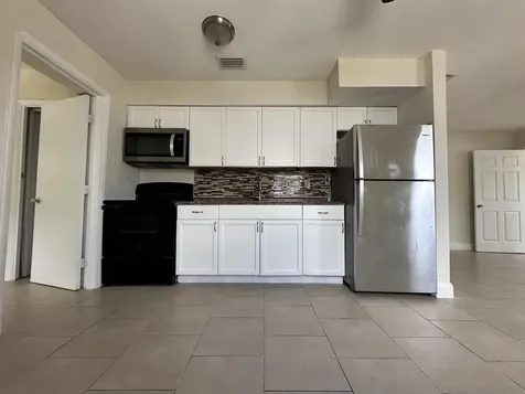 840 W 1st Street Riviera Beach FL 33404