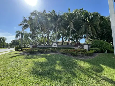 7 Amherst Court Royal Palm Beach FL 33411