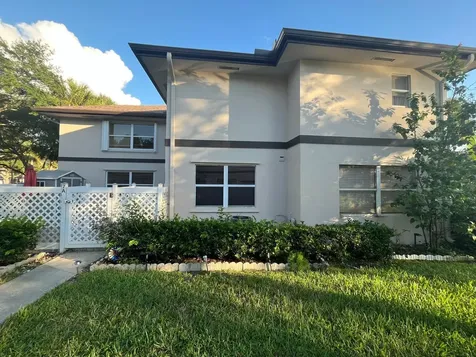 7 Amherst Court Royal Palm Beach FL 33411